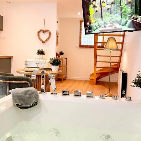 Le Des Marais De Charme Avec Jacuzzi & Sauna Privatif Ferienhaus La Chapelle-des-Marais