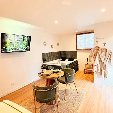 Ferienhaus Le Des Marais De Charme Avec Jacuzzi & Sauna Privatif La Chapelle-des-Marais